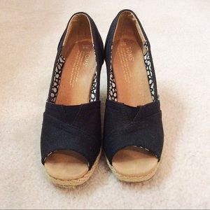 Good Quality TOMS wedges